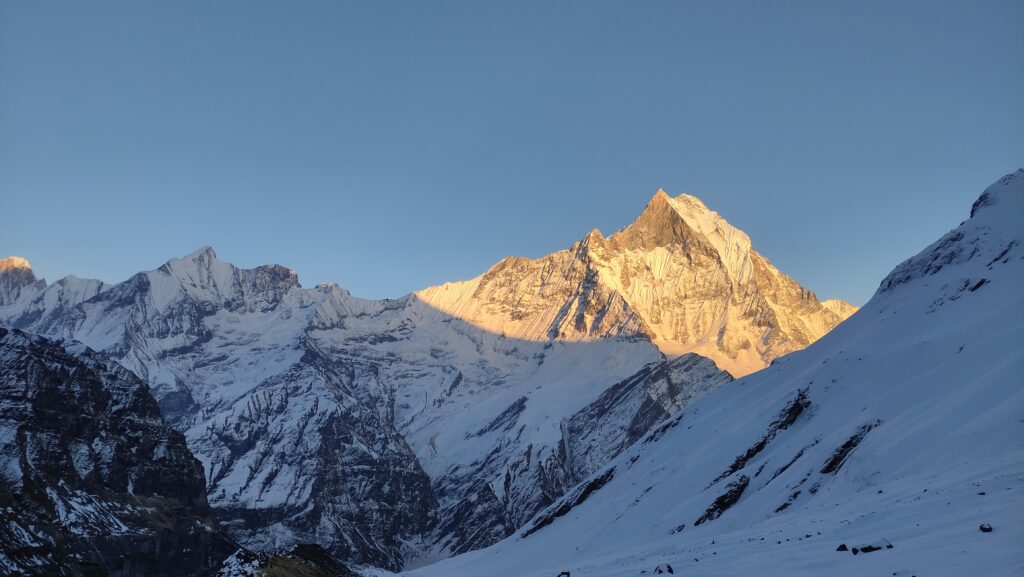Mt Machhapuchhre (6,997m / 22,956)