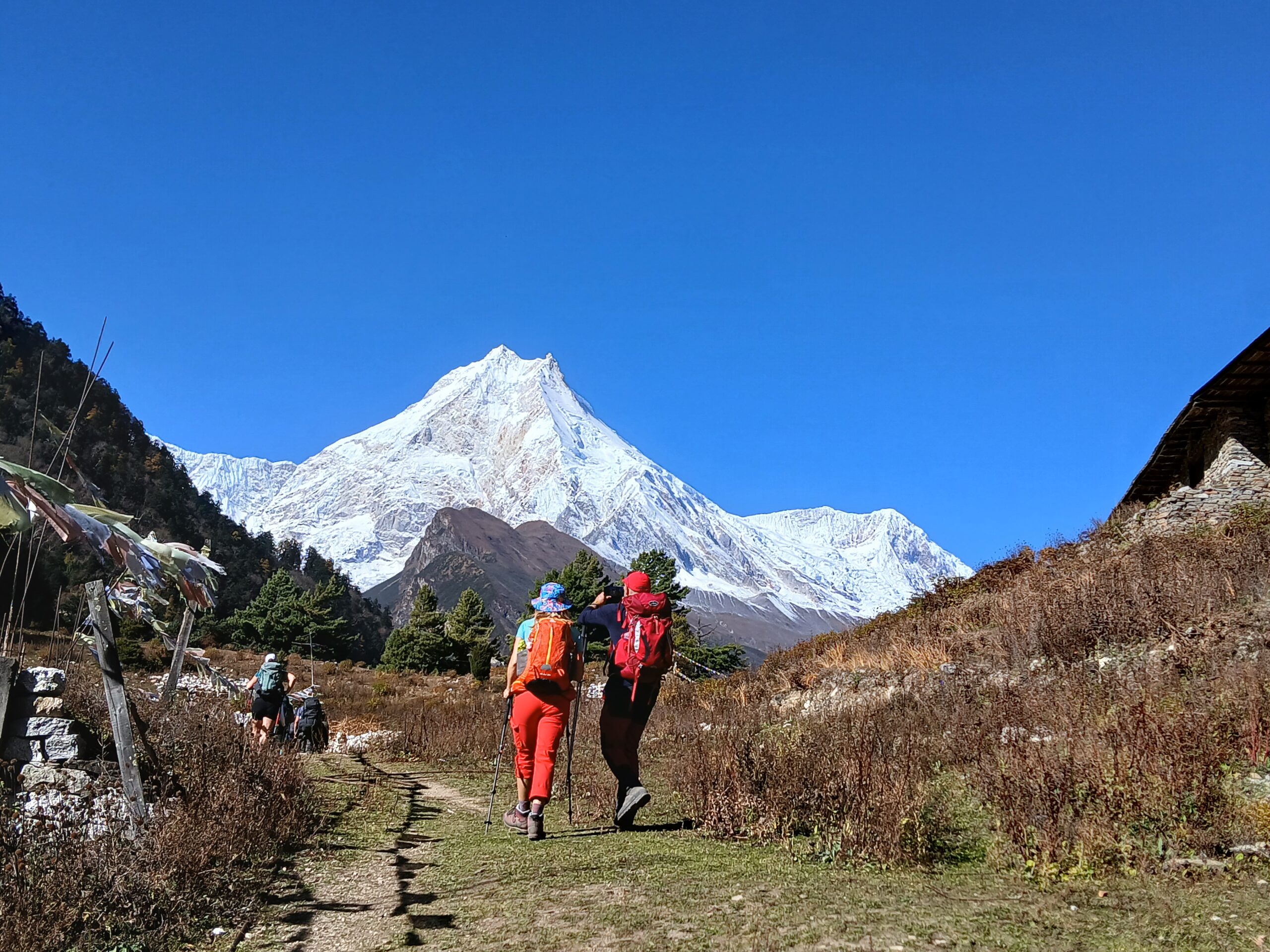 Manaslu Circuit with Tsum Valley – This off-the-beaten-path trek combines breathtaking mountain landscapes, remote Buddhist monasteries, and the untouched beauty of the sacred Tsum Valley. Experience an adventure rich in culture, spirituality, and serenity, far from the crowds of mainstream trails!