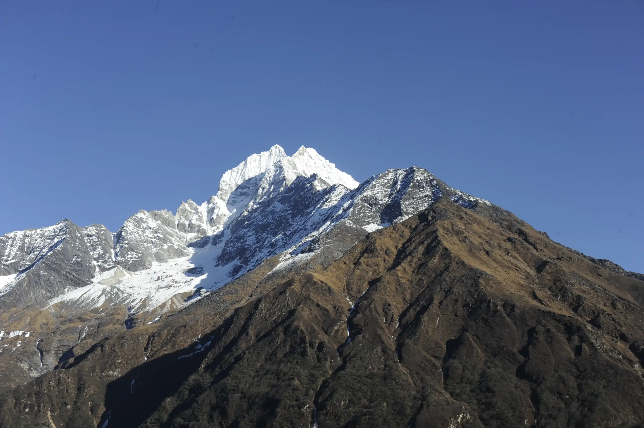 Beautiful Mountain View during Everest Base Camp Trekking.