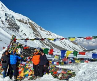 Larka La Pass, Manaslu Circuit Trek.