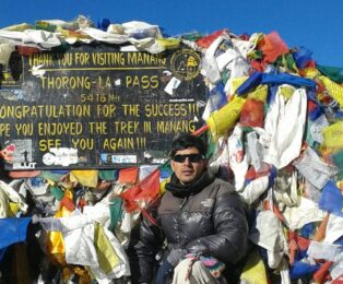 Durga in Thorongla Pass.