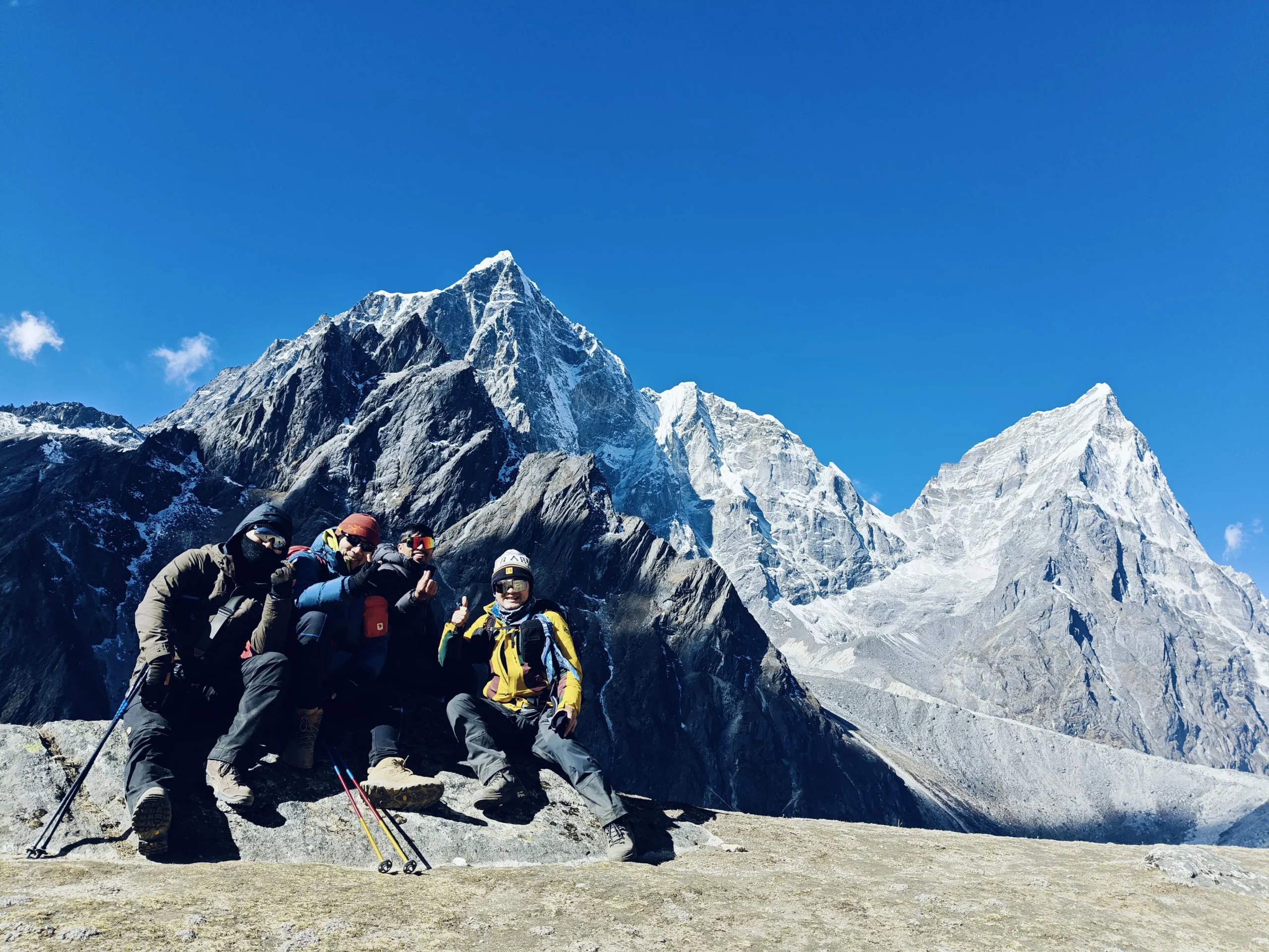 Team Namaste Nepal enjoying the stop at Dingboche in the Everest region.