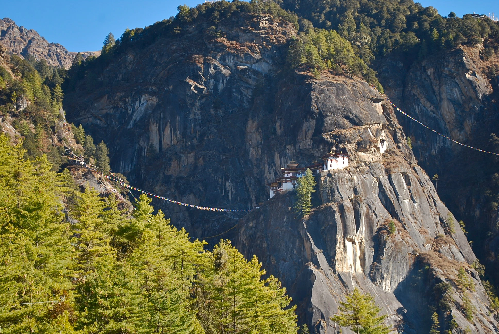Tiger’s Nest Monastery (Paro Taktsang) – iconic cliffside temple in Bhutan