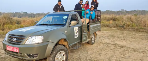 Drive to Chitwan National Park