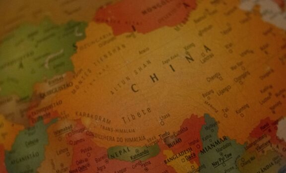 Tibet Explained: Location, Map, Religion, Festivals, and Travel Guide