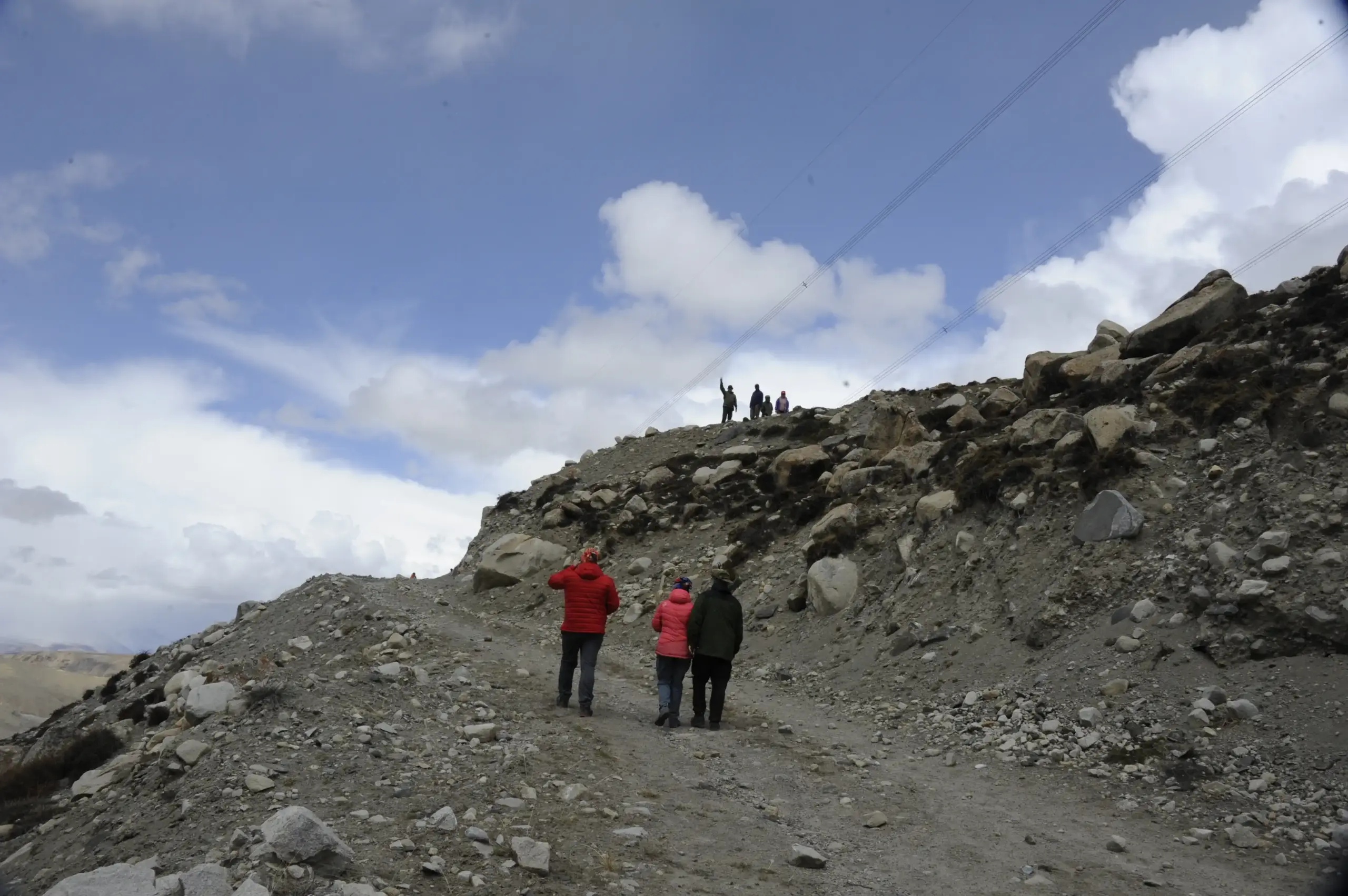 Journey Across Tibetan Plateau to Paryang Town