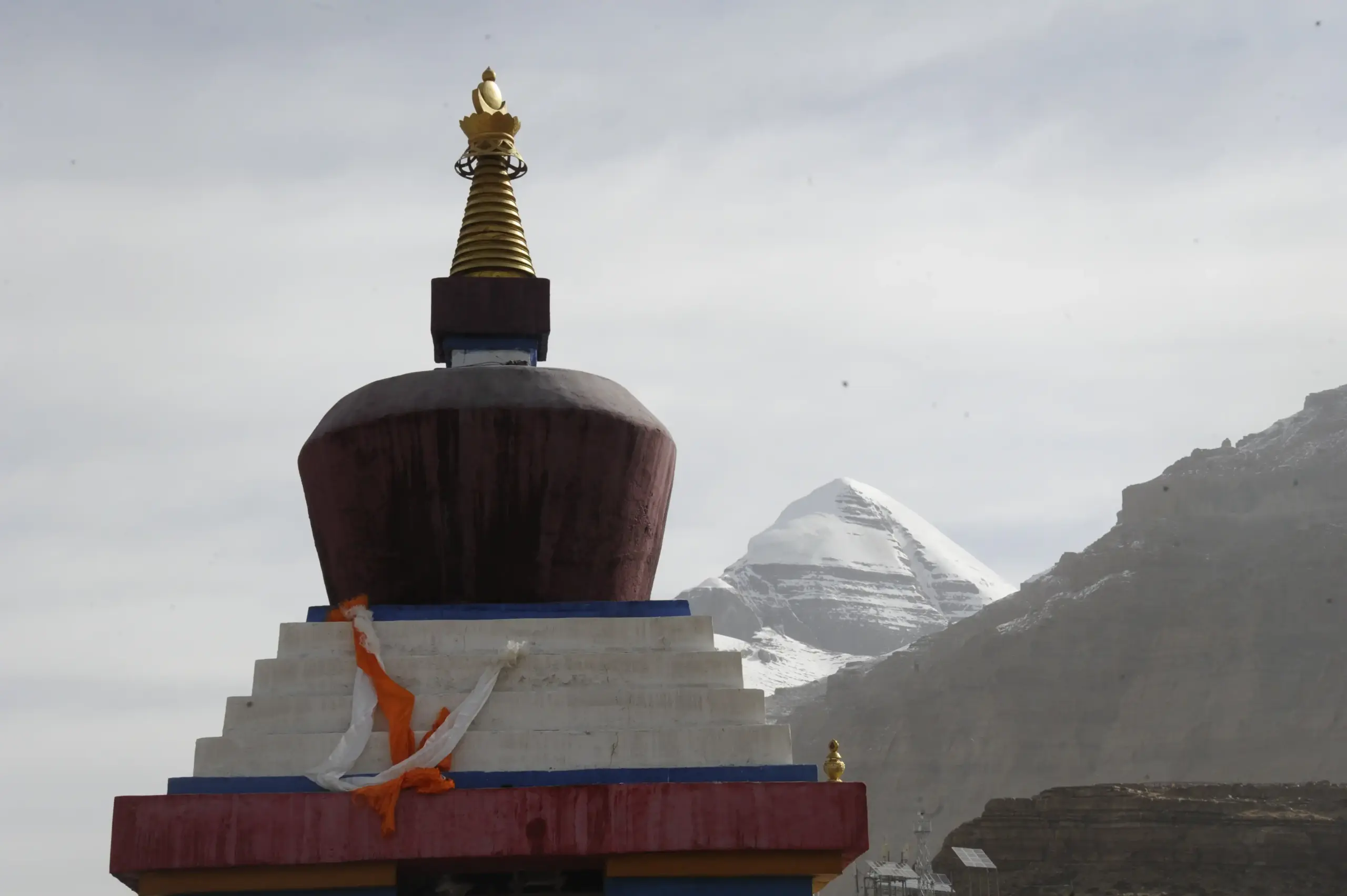 Pilgrims entering the main gate for the Mount Kailash Kora trek towards Diraphuk during Kailash Mansarovar Yatra